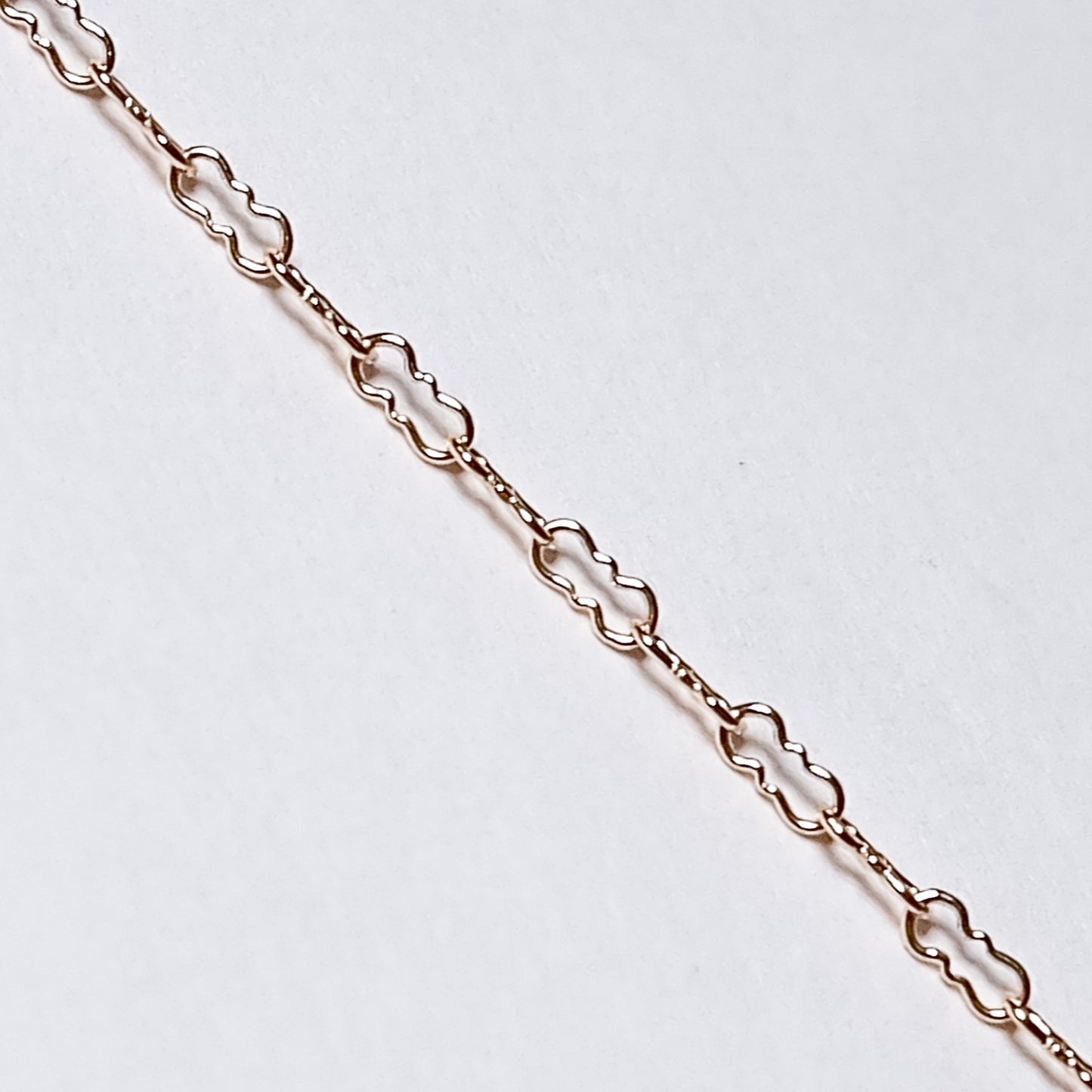 Gold Dainty Krinkle Chain Bracelet