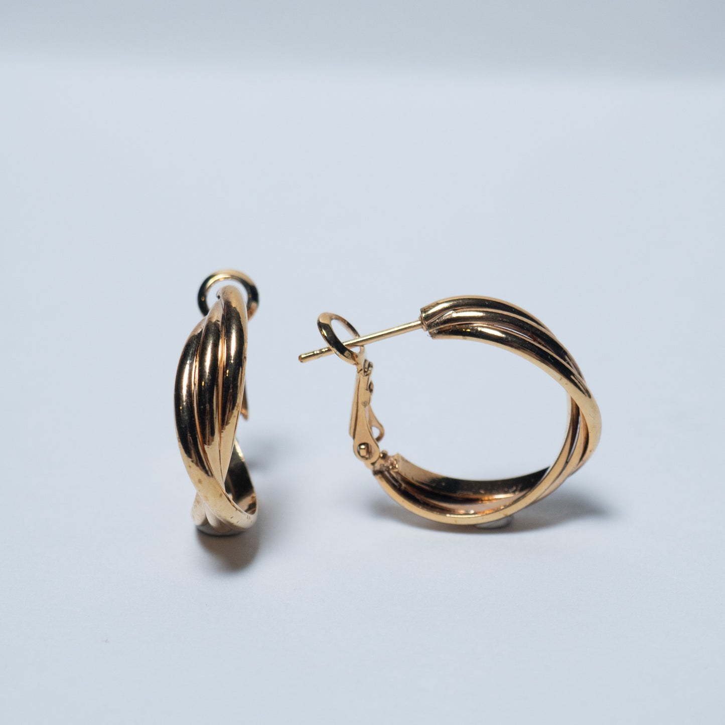 Semmi Small Swirl Hoop Earrings