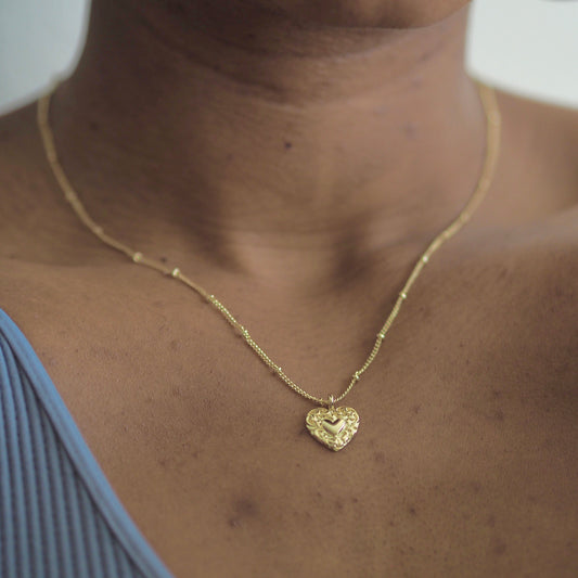Vayü Vintage Milagro Heart Necklace